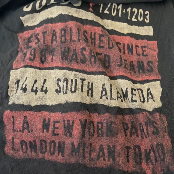 Vintage‎ Guess V-Neck Short Sleeve T-Shirt, Gray, Size Medium - Picture 2 of 8